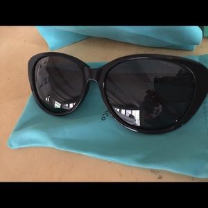 Tiffany &Co sunglasses